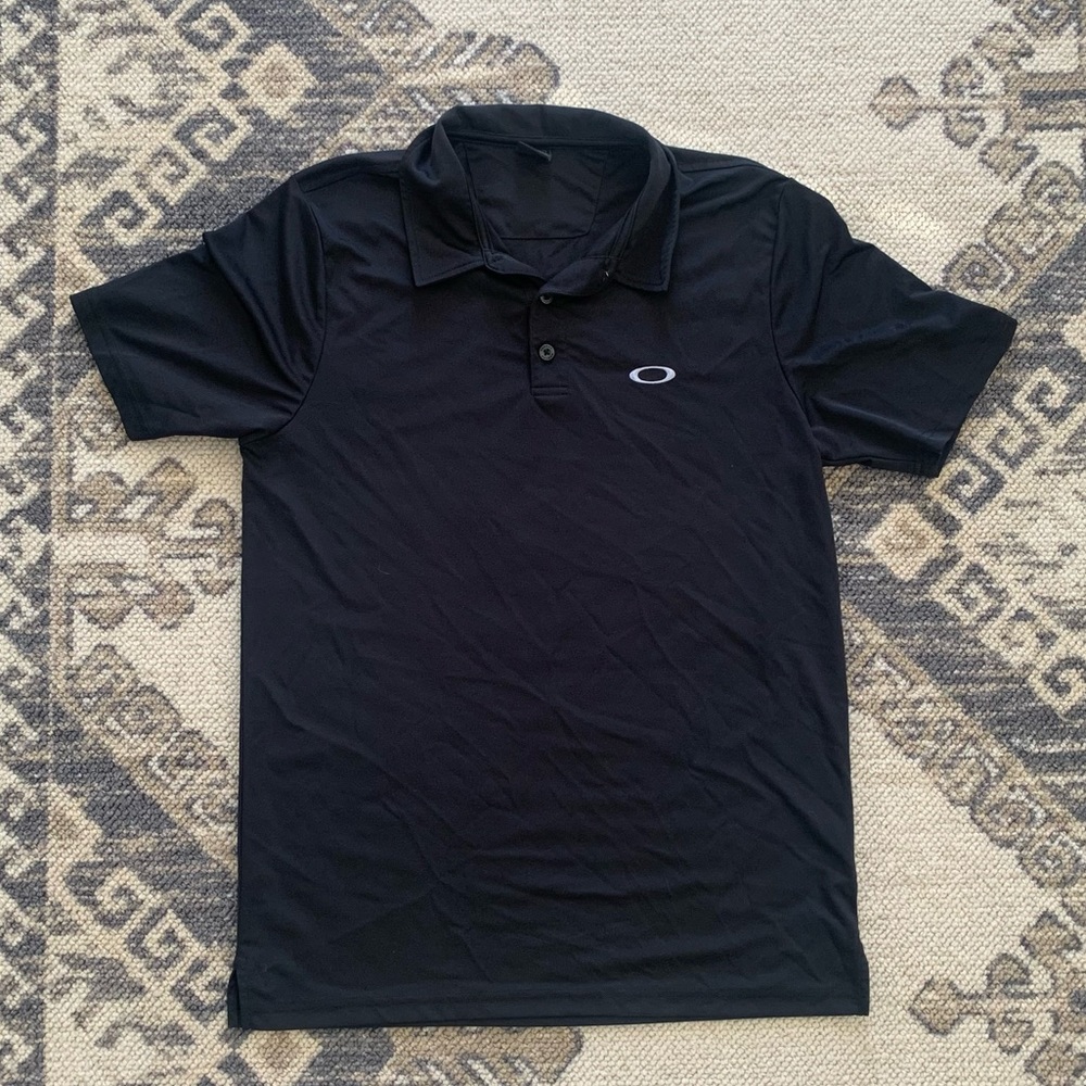 Black Oakley collars shirt, size small